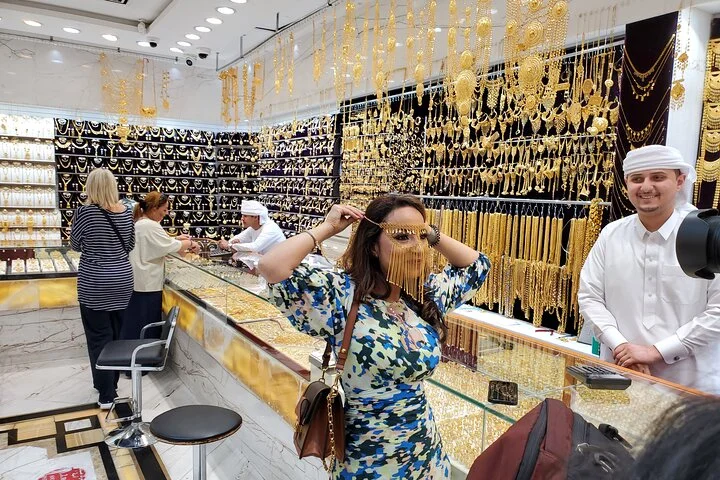 Private: Dubai's Highlights & Desert safari with BBQ dinner