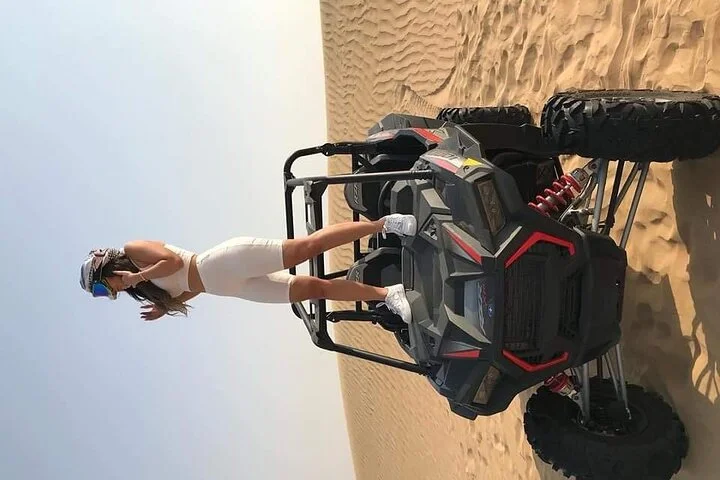 Private Evening Desert Safari with BBQ Dinner & Sand Boarding