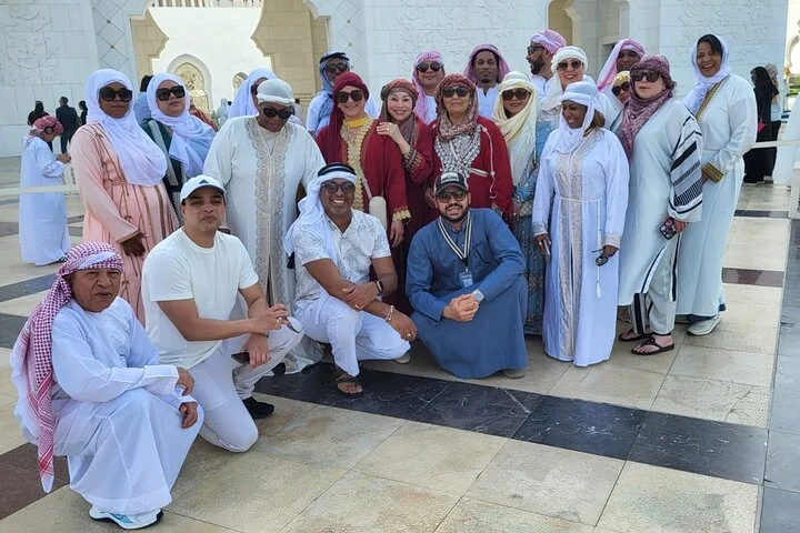 Private Full Day Guided Tour in Abu Dhabi