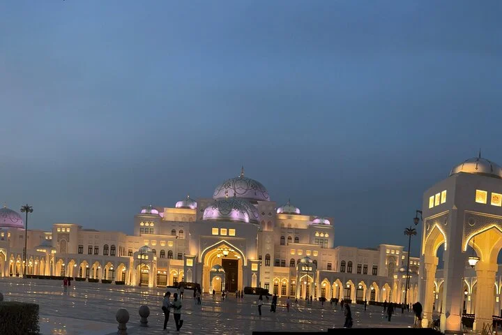 Private Full Day Tour of Abu Dhabi