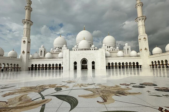 Private Full Day Tour of Abu Dhabi