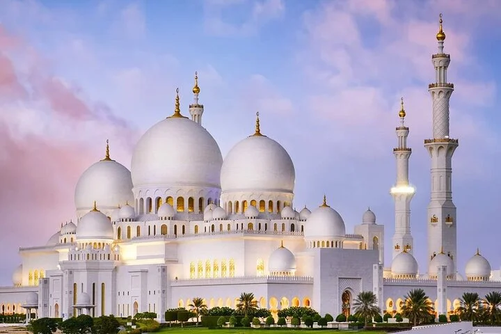 Private Full Day Tour of Abu Dhabi