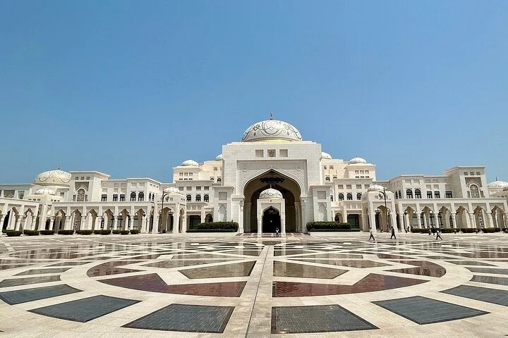 Private Full Day Tour of Abu Dhabi from Dubai