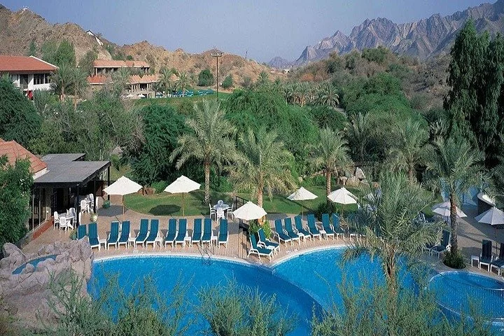 Private Guided Dune Bashing Day Tour in Wadi Hatta Mountains