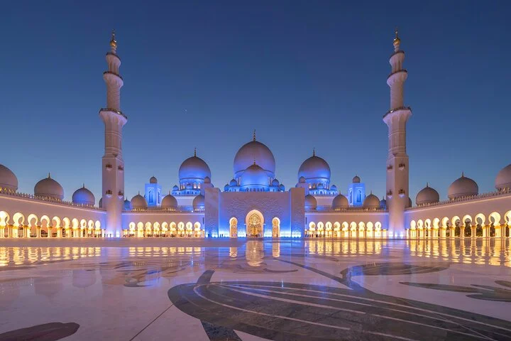 Private Guided Sheikh Zayed Grand Mosque Tour from Dubai