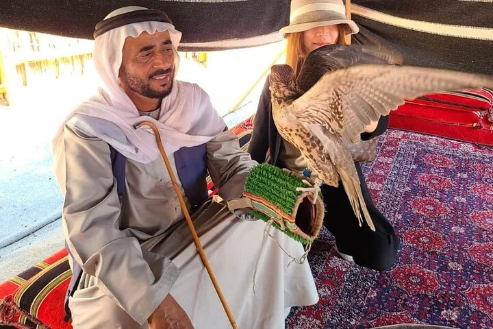 PRIVATE Local Food Tour and Guided Walking Tour of Dubai Old Town