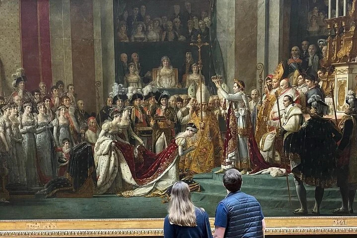 PRIVATE Louvre Wonders & Hidden Treasures Visit