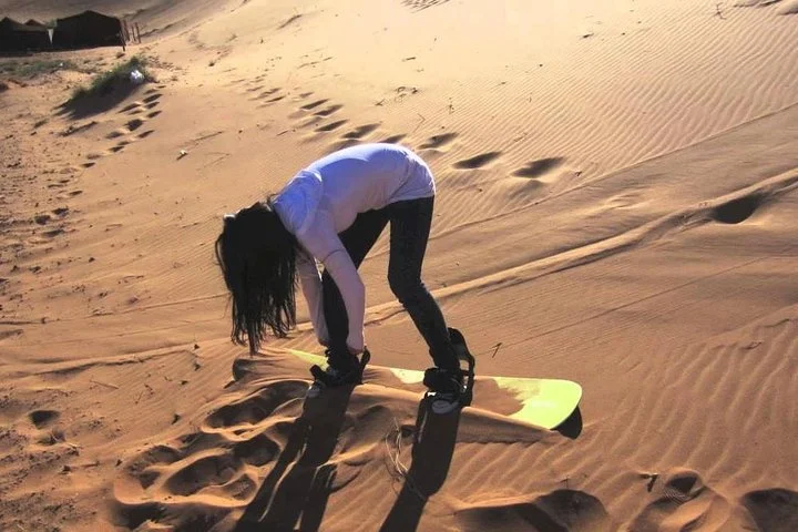 Private Morning Desert Safari Dubai with Dune Bashing & Sandboard