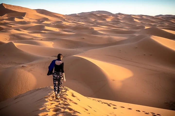 Private Morning Desert Safari Dubai with Dune Bashing & Sandboard