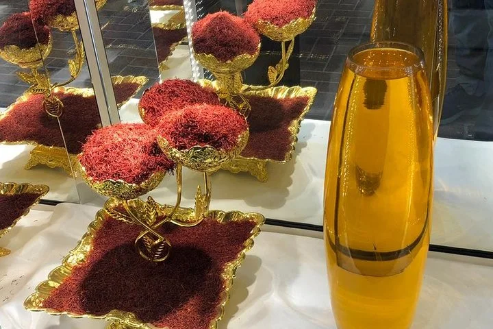 Private Old Dubai Souks Walking Tour with Abra Ride & Transfers