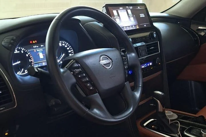 Private One Way Transfer to or from Dubai Airport