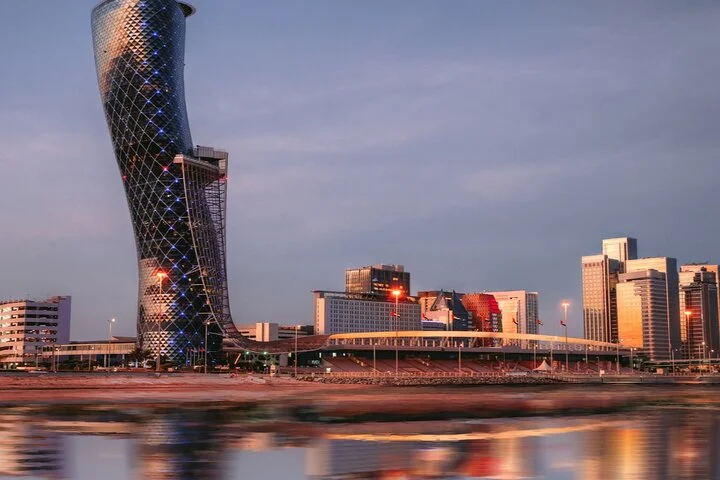 Private Outdoor Guided Tour in Abu Dhabi City