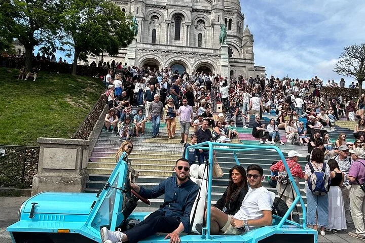 Private Paris Landmarks Tour by Golf Cart (pickup included)