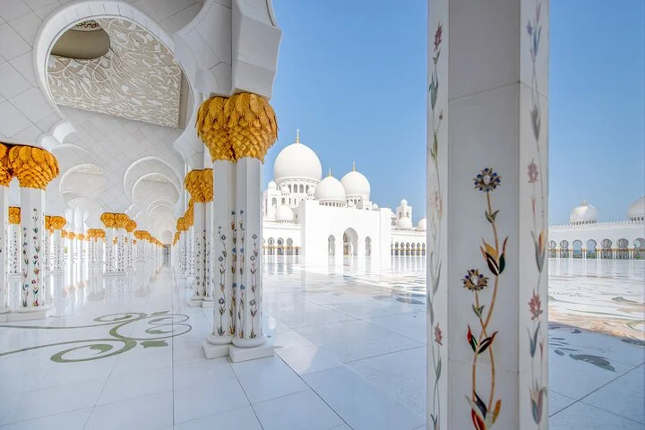 Private Round-Trip Sheikh Zayed Grand Mosque Tour from Dubai Inc. Transport