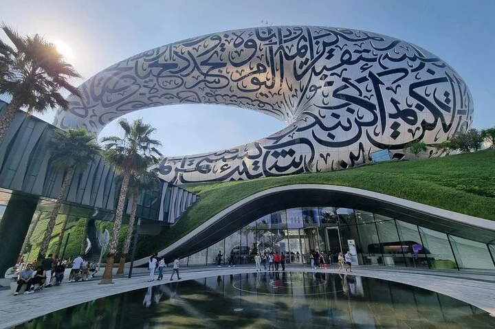 Private Sightseeing Tour in Dubai with Pickup