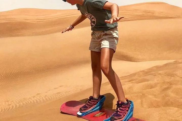 Private Sunrise Desert Safari with Dune Bashing – Morning Tour