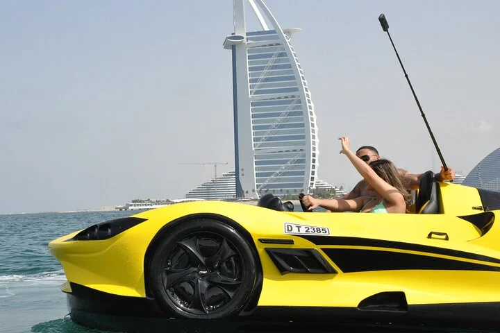 Private Tour Dubai in Jet Car 60min: Burj Al Arab to Atlantis