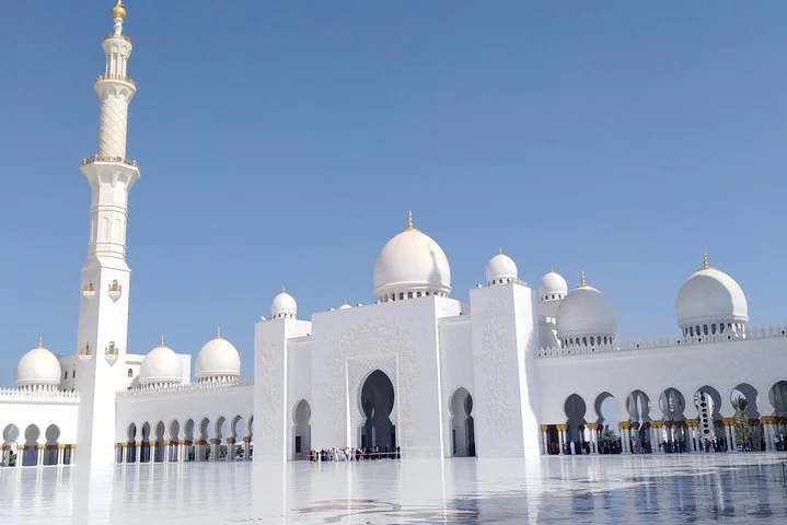 Private Tour : Louvre Museum Abu Dhabi & Sheikh Zayed Grand Mosque visit