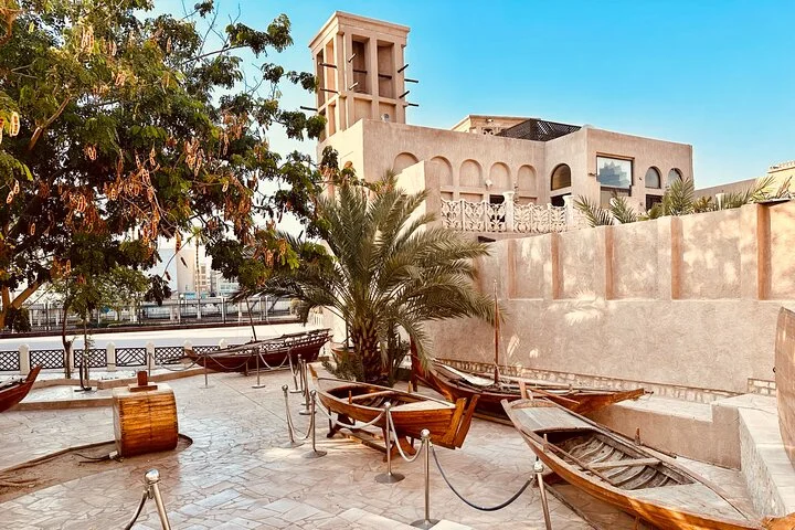 Private Tour Old Dubai Souks Creek and Abra Tour with Tastings