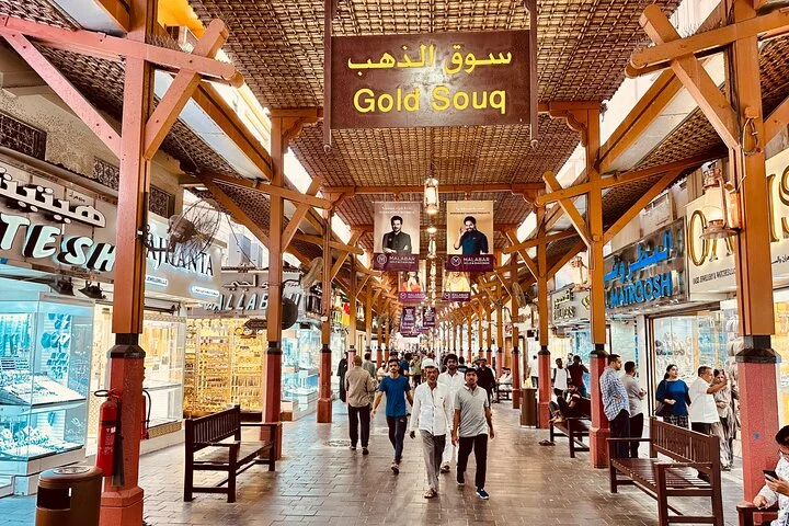 Private Tour Old Dubai Souks Creek and Abra Tour with Tastings