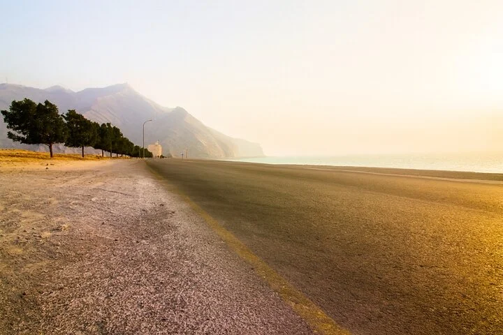 Private Transfers Dubai to Muscat Hotels drop