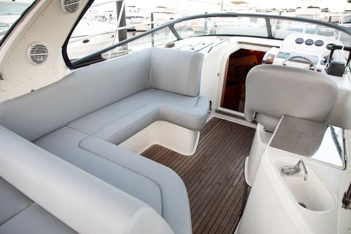 Private Yacht Rental In Dubai - Nora BMW 33ft