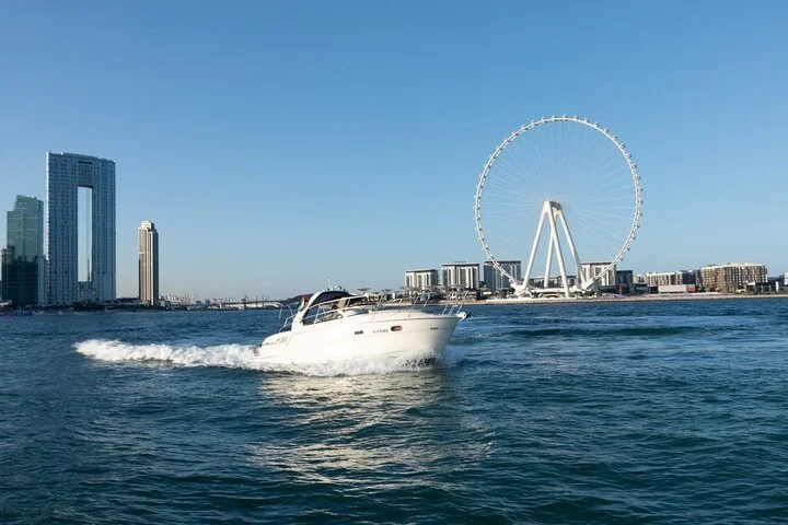 Private Yacht Rental In Dubai - Nora BMW 33ft