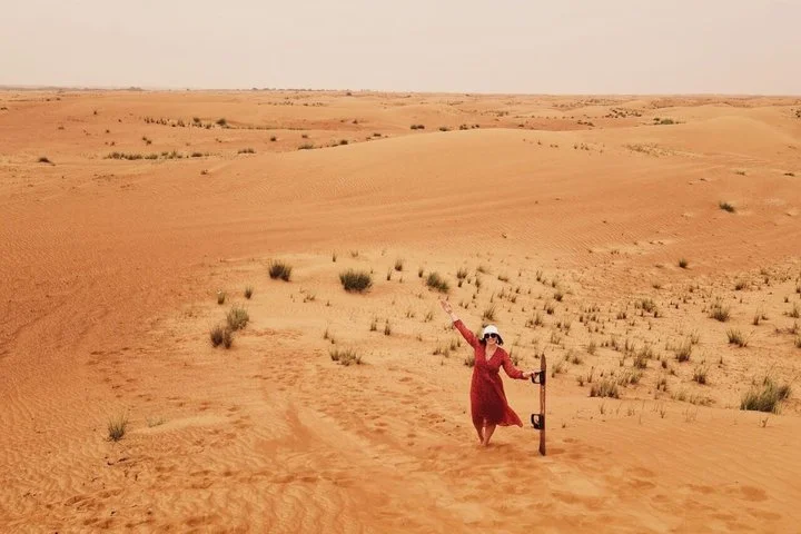 Red Dunes Desert Safari with Dune Bashing and BBQ Dinner