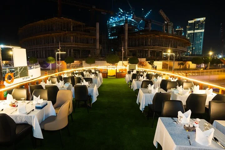 Sea Lounge Dinner Cruise Dubai with Buffet and Live Entertainment