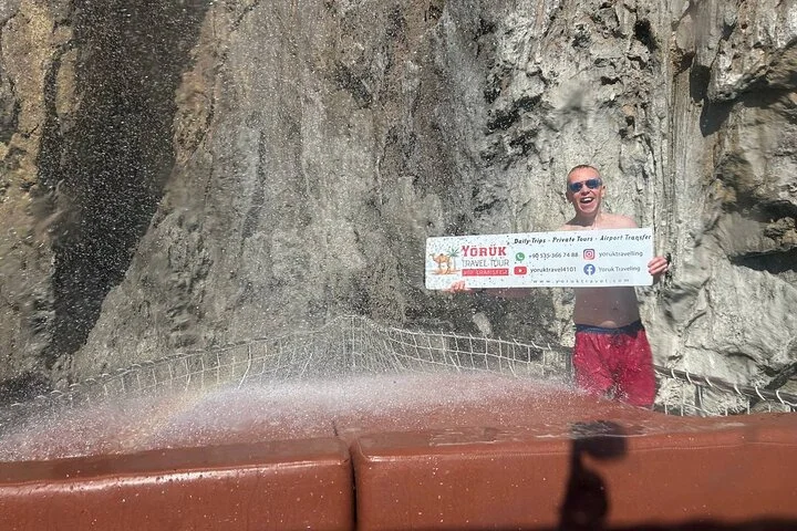 Sea Turtle Swimming And Waterfal Boat Trip