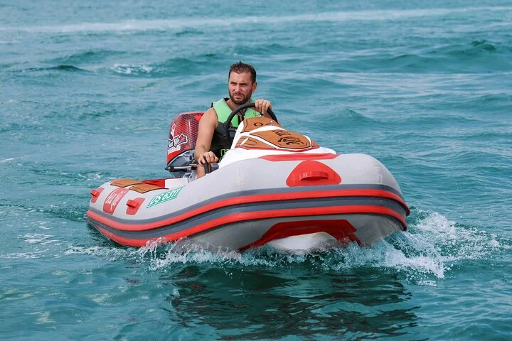 Self Drive boat tour Dubai : JBR, Atlantis and Burj Al Arab
