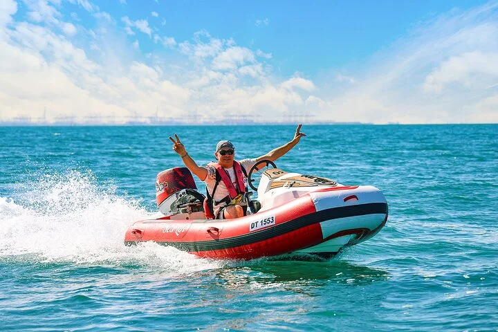 Self Drive boat tour Dubai : JBR, Atlantis and Burj Al Arab