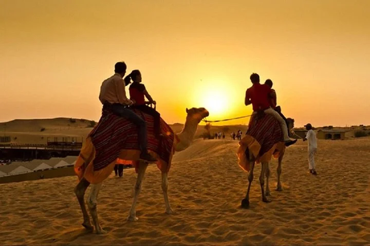 Sharing Afternoon Desert Safari from Dubai with Dinner and Camel Ride
