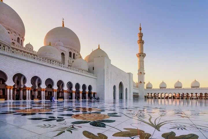 Sheikh Zayed Grand Mosque Tour From Dubai