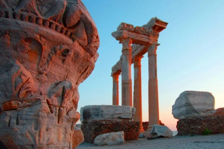 Side Sunset Cruise: Ancient History and Mesmerizing Sunsets