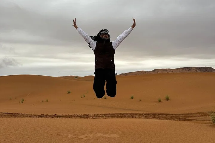 Sunrise Buggy Red Dunes Safari with Sandboard and Camel Ride