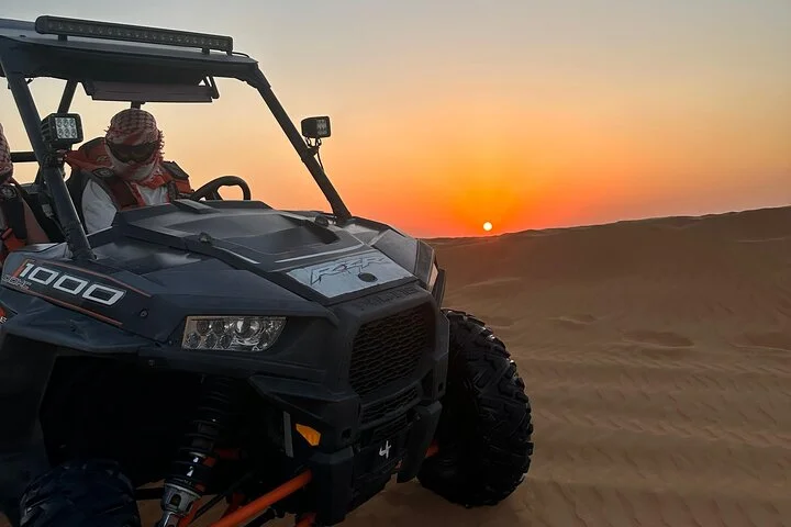 Sunrise Buggy Red Dunes Safari with Sandboard and Camel Ride