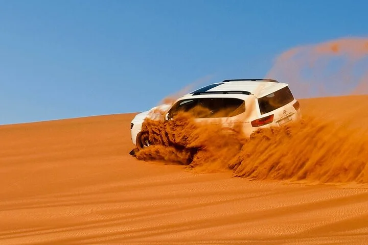 Sunrise Desert Safari +Arabic Breakfast,quad/buggy,Camel Ride