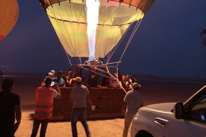 Sunrise Hot Air Balloon Ride with Buffet Breakfast and Camel Ride