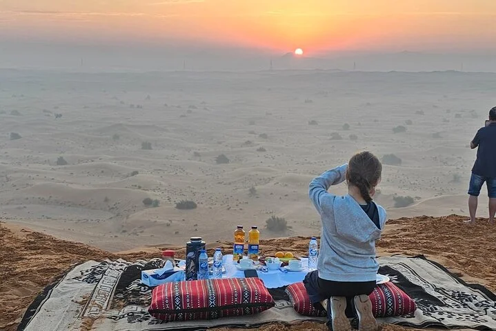 Sunrise Private Desert Safari Tour in Dubai with Breakfast