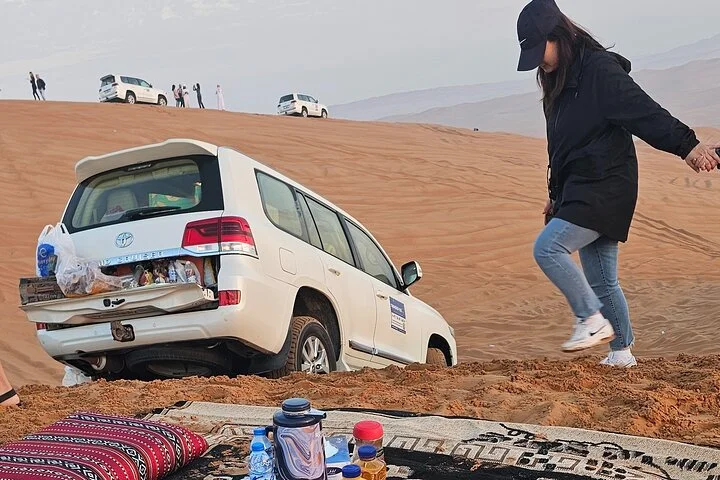 Sunrise Private Desert Safari Tour in Dubai with Breakfast