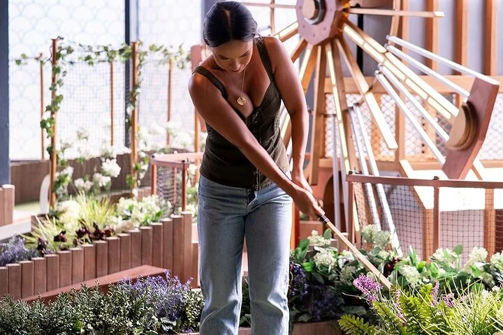 Swingers Dubai Crazy Golf Experience