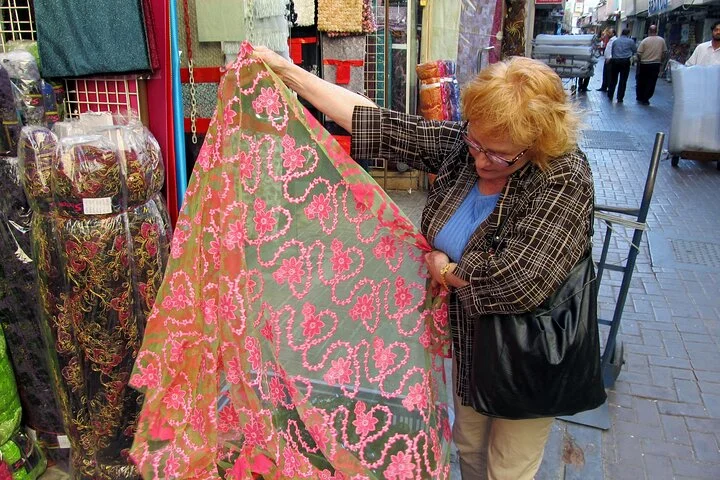 United Arab Emirates: See & Experience it ALL in 6 Days, 1st Class Custom Tours