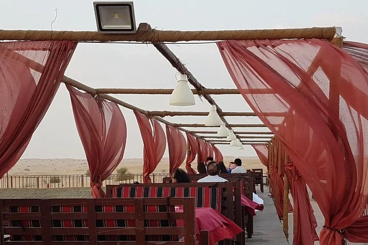 VIP Desert Safari Package with Stretch Limousine Transfers