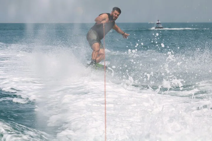 Wakeboard Experience in Dubai