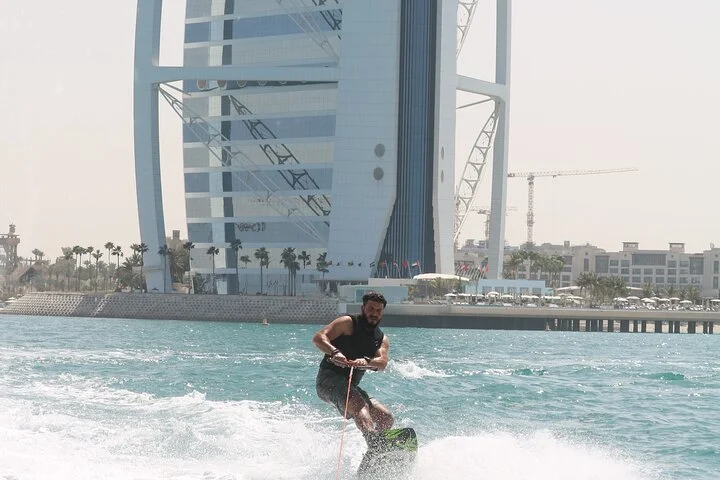 Wakeboard Experience in Dubai