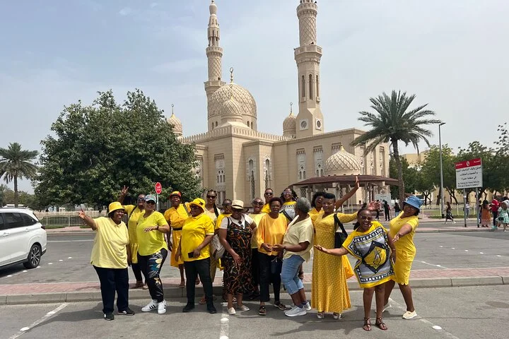 Walking tour Dubai Old Town / Old City, Creek, Abra, Souks